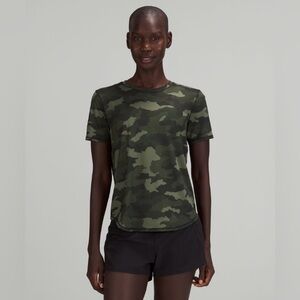 Lululemon High Neck Running and Training T-Shirt size 2